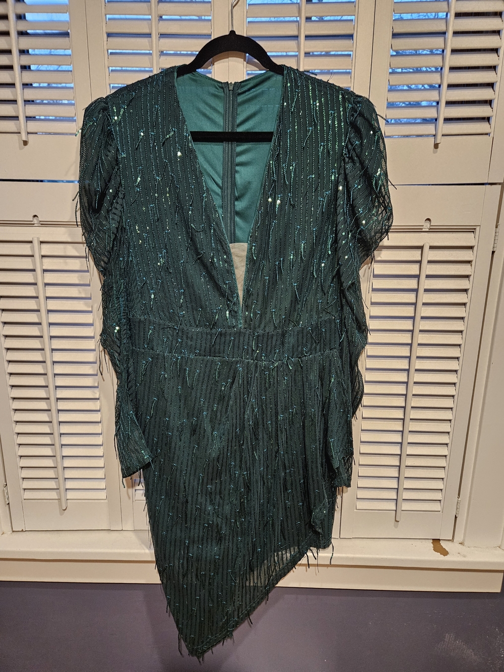 Emerald Green Sequin V-Neck Women’s Dress